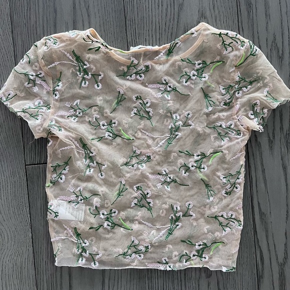 Mesh Floral Embroidered T-shirt - Picture 1 of 2